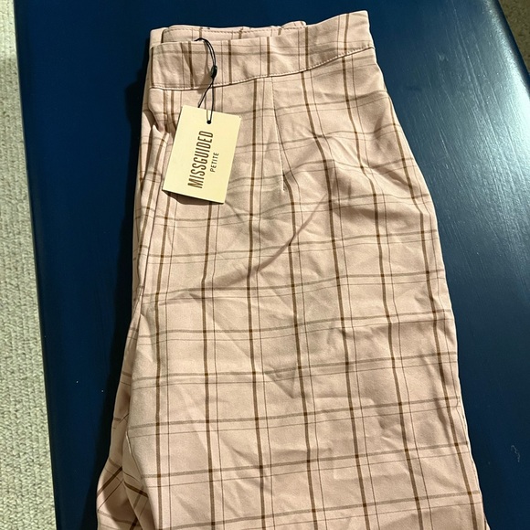 Missguided Petite check cigarette pink trouser - Picture 2 of 7